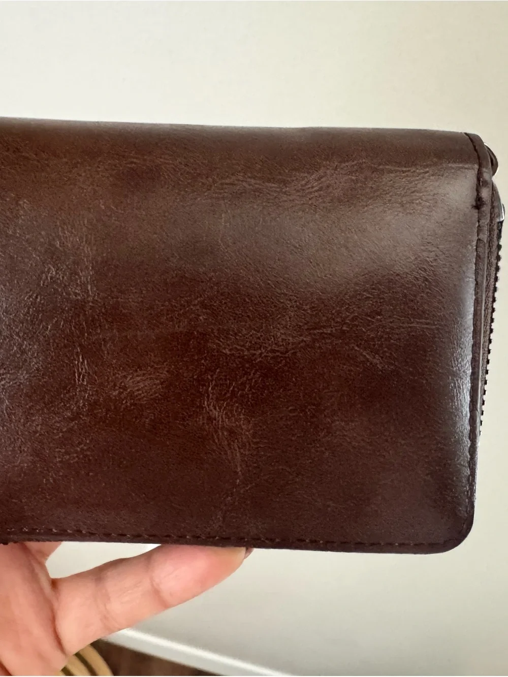 AIKS Kangaroo Brown Leather Zip Wallet